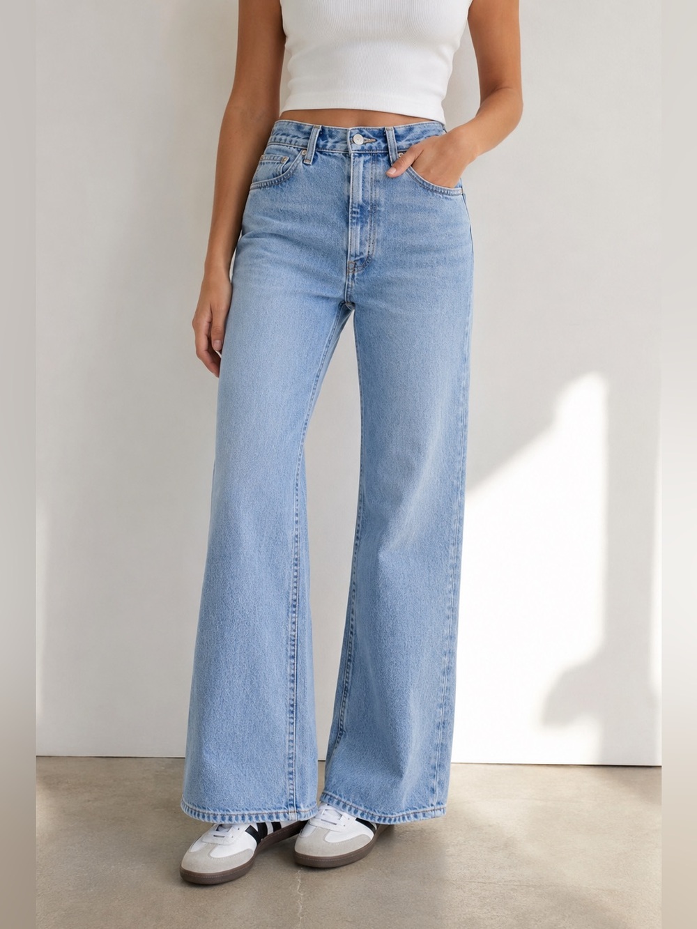 Denim Forum Marlene Flare Jeans High Rise Vintage Light Wash 31